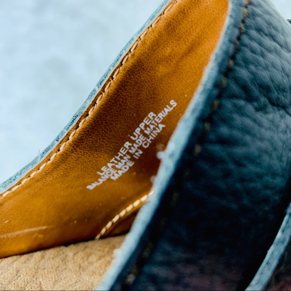 BOC Born Black Clogs w/Brown Stitching & Buckle - Picture 6 of 7